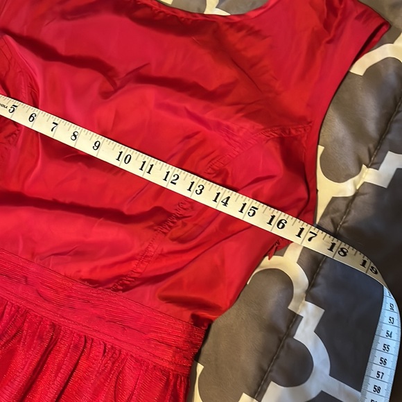 eShakii dress - Picture 7 of 8